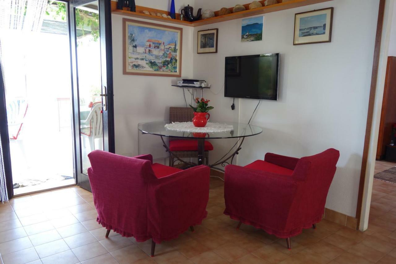 Apartmani Surjan Vela Luka Zewnętrze zdjęcie